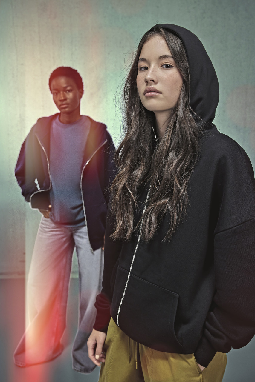B&C Influence Zip Hood (Oversized)